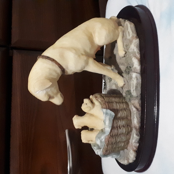 Ruby's Collection - Golden Lab with 3 Puppies - Picture 7 of 14